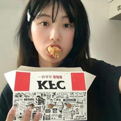 公寓里的两个女人